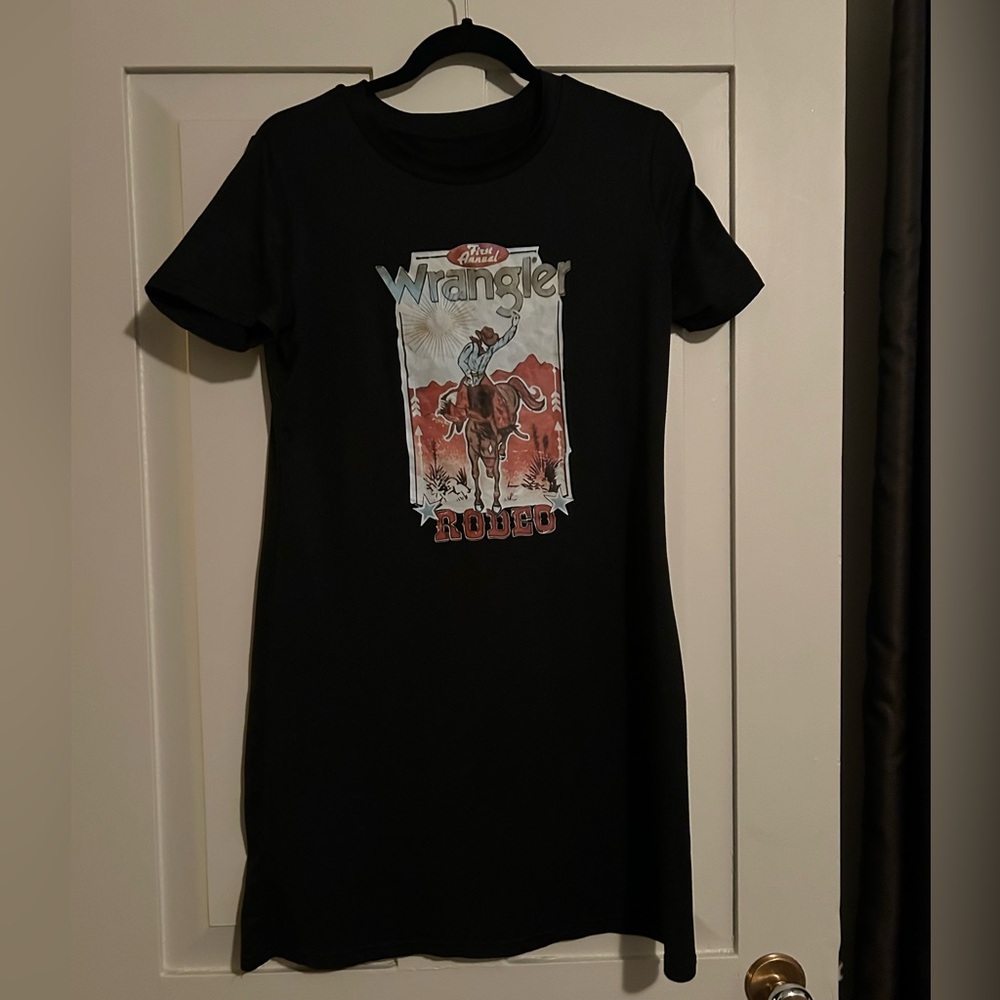 “Wrangler Rodeo” t-shirt dress
